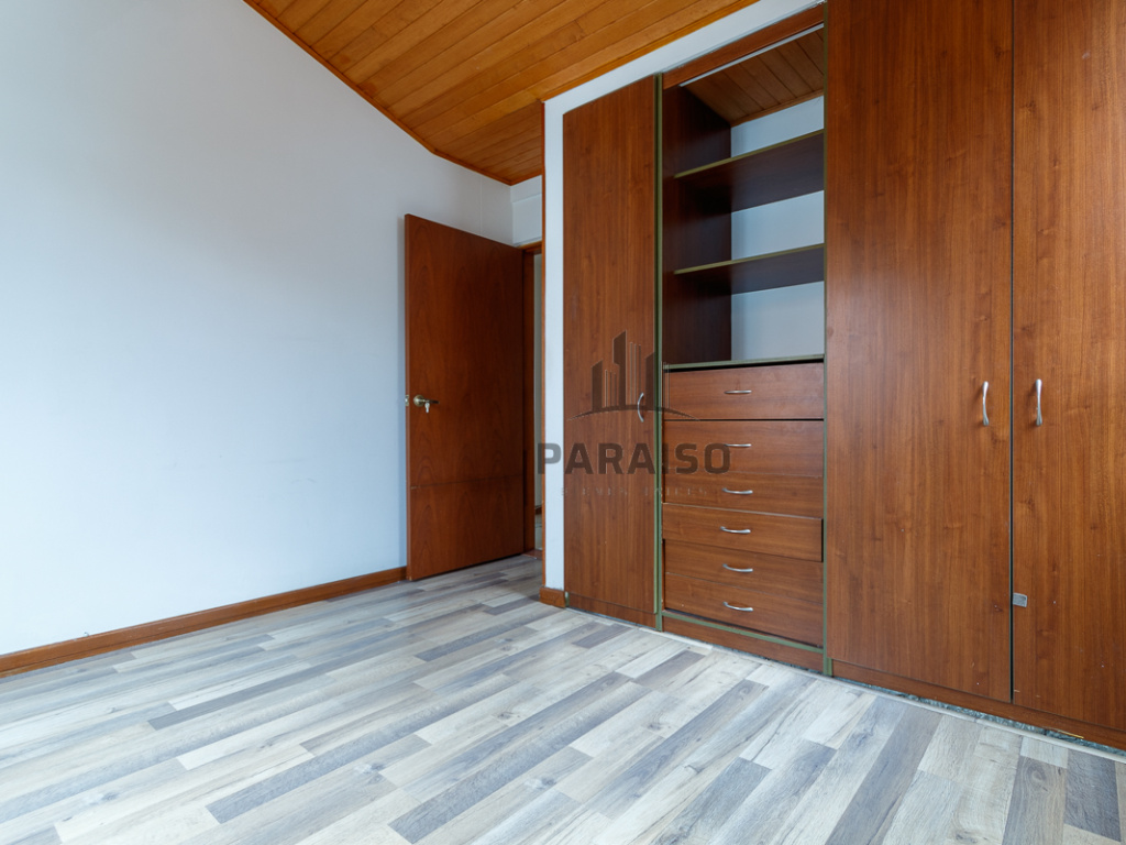 4 Bedrooms Bedrooms, ,4 BathroomsBathrooms,Casa,Venta,1020