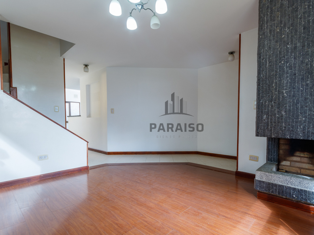 4 Bedrooms Bedrooms, ,4 BathroomsBathrooms,Casa,Venta,1020