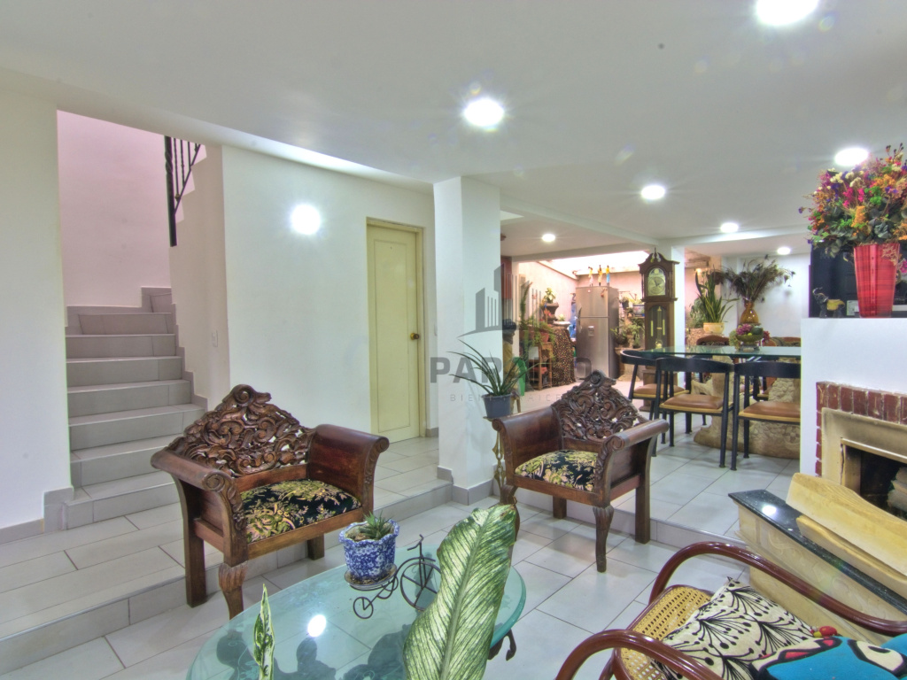 3 Bedrooms Bedrooms, ,2 BathroomsBathrooms,Casa,Venta,1021