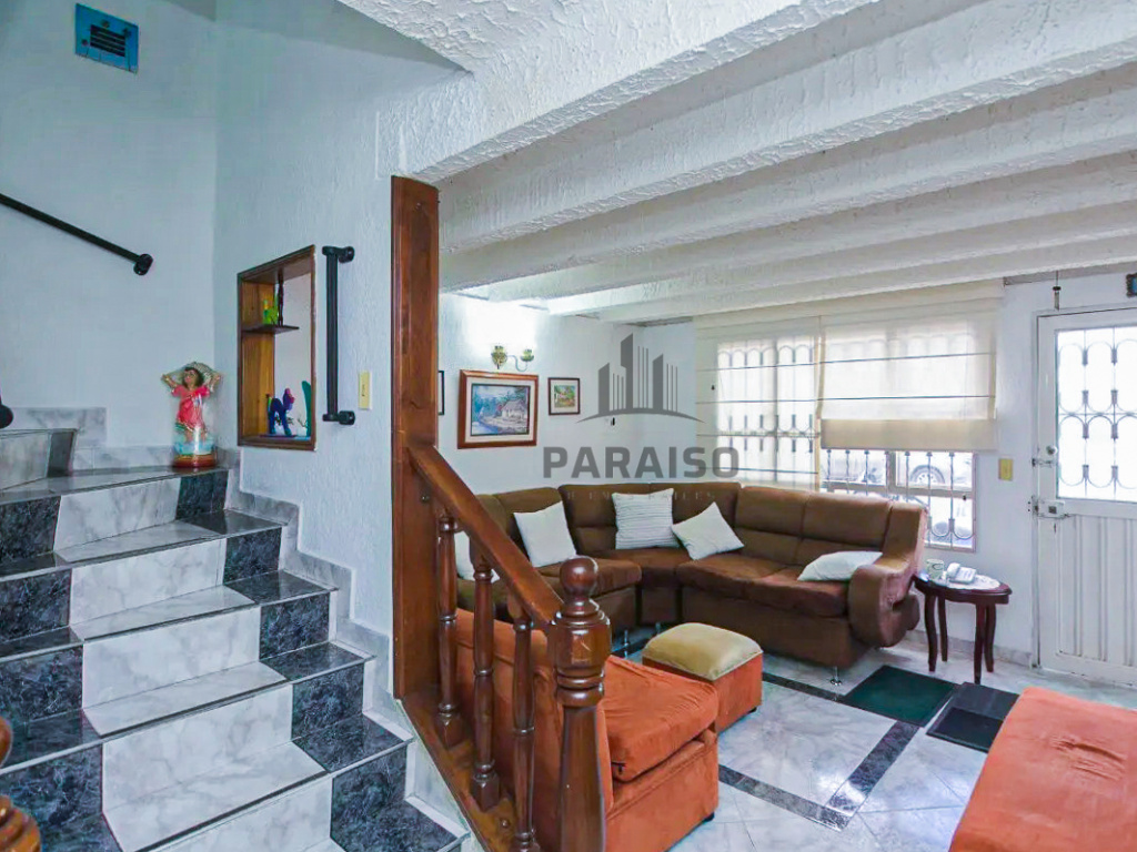 carrera 111 c 74, 4 Bedrooms Bedrooms, ,3 BathroomsBathrooms,Casa,Venta,carrera 111 c 74,3,1025