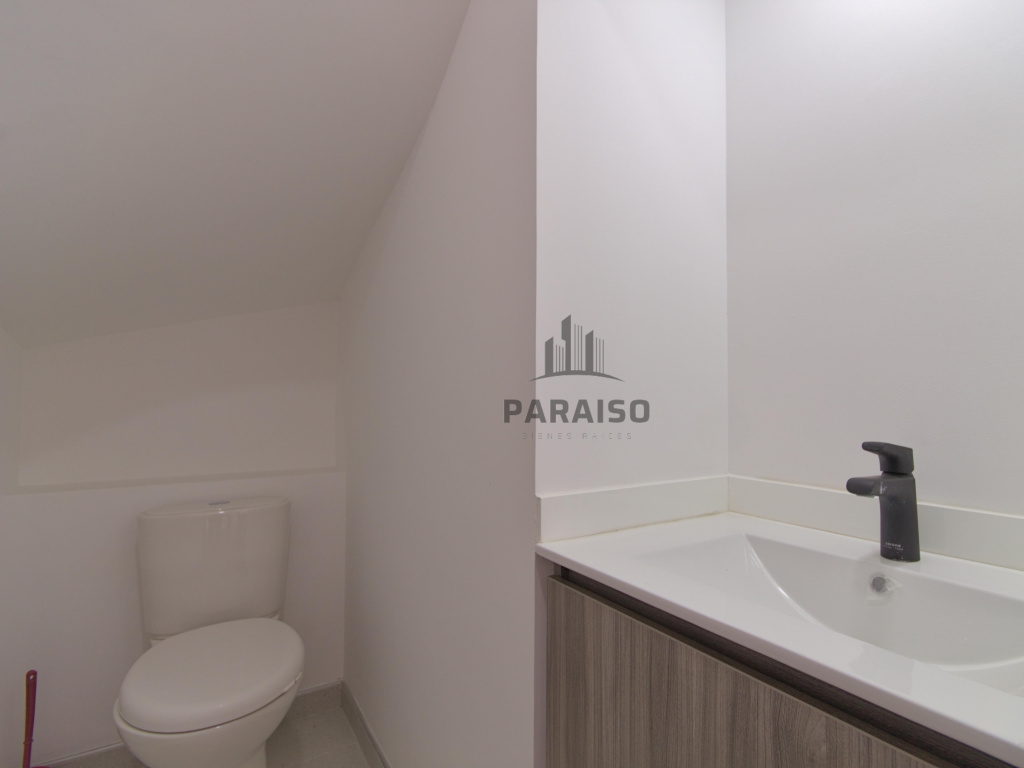 3 Bedrooms Bedrooms, ,3 BathroomsBathrooms,Casa,Venta,1030
