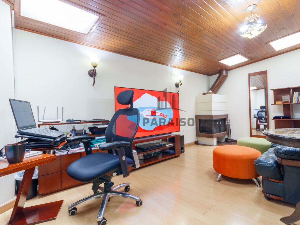 4 Bedrooms Bedrooms, 0 ,3 BathroomsBathrooms,Apartamento,Venta,0,1042