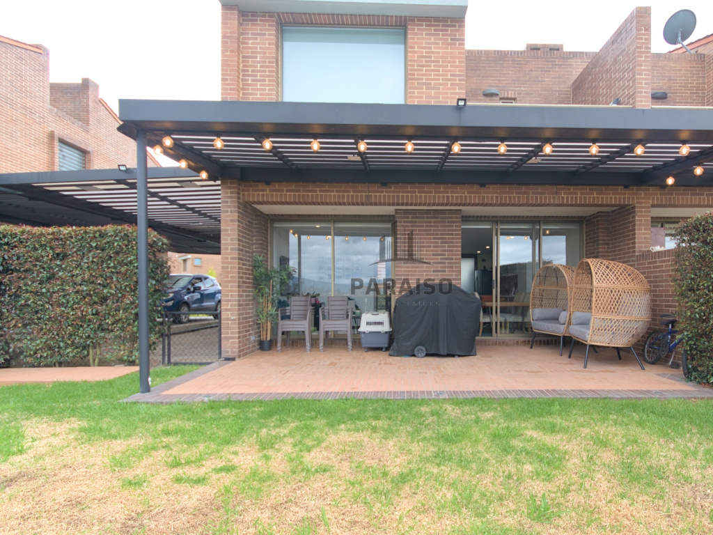3 Bedrooms Bedrooms, ,3 BathroomsBathrooms,Casa,Venta,1045