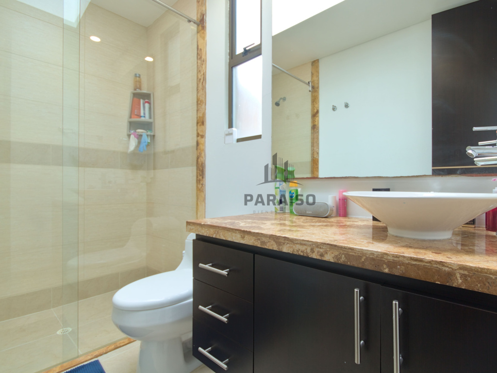 3 Bedrooms Bedrooms, ,3 BathroomsBathrooms,Casa,Venta,1045