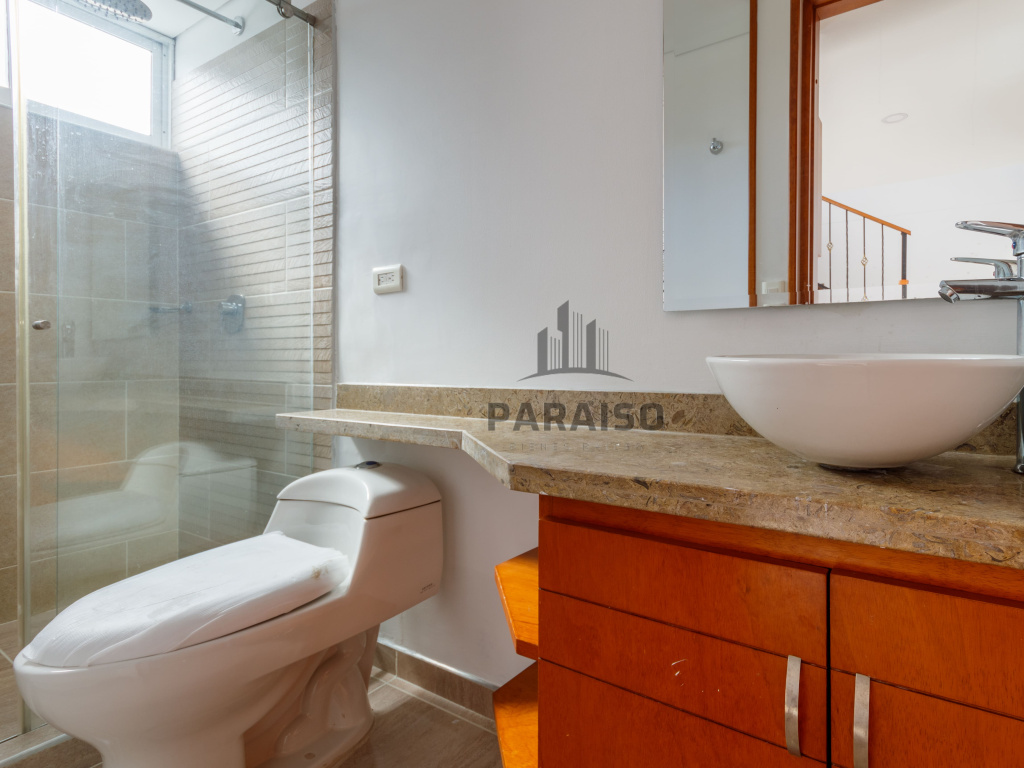 3 Bedrooms Bedrooms, ,4 BathroomsBathrooms,Casa,Arriendo,1046
