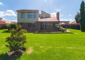 4 Bedrooms Bedrooms, 0 ,5 BathroomsBathrooms,Casa,Venta,0,1047 4 Bedrooms Bedrooms, 0 ,5 BathroomsBathrooms,Casa,Venta,0,1047