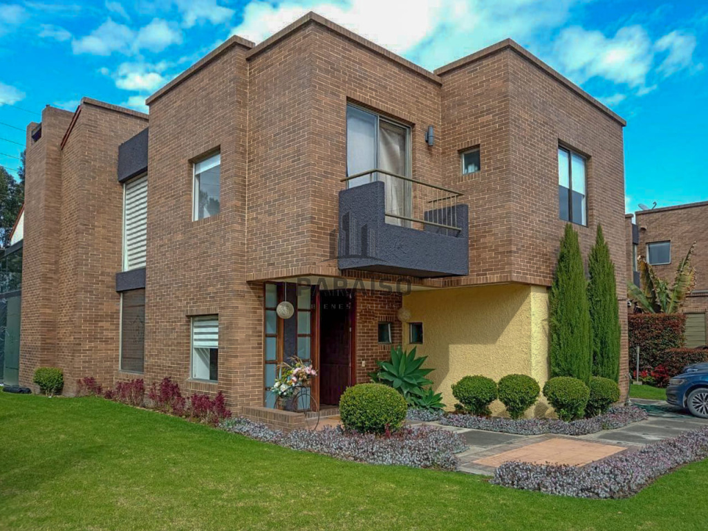 4 Bedrooms Bedrooms, 0 ,5 BathroomsBathrooms,Casa,Arriendo,0,1048