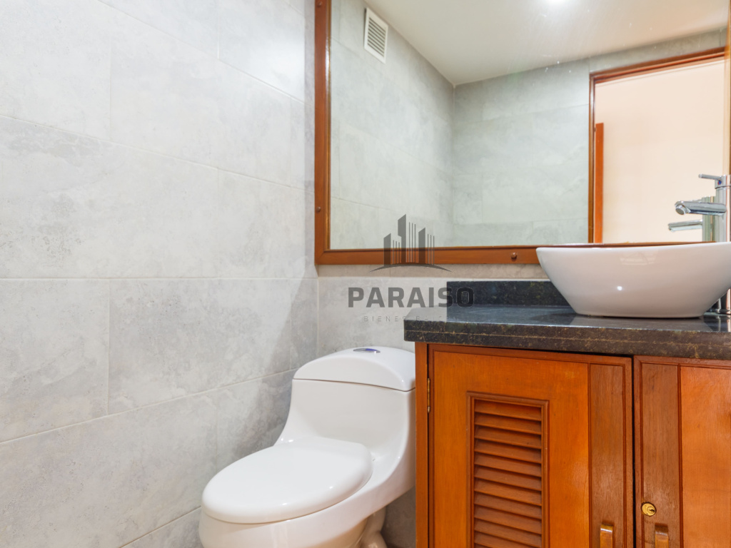 3 Bedrooms Bedrooms, 0 ,1 BathroomBathrooms,Apartamento,Arriendo,0,1049