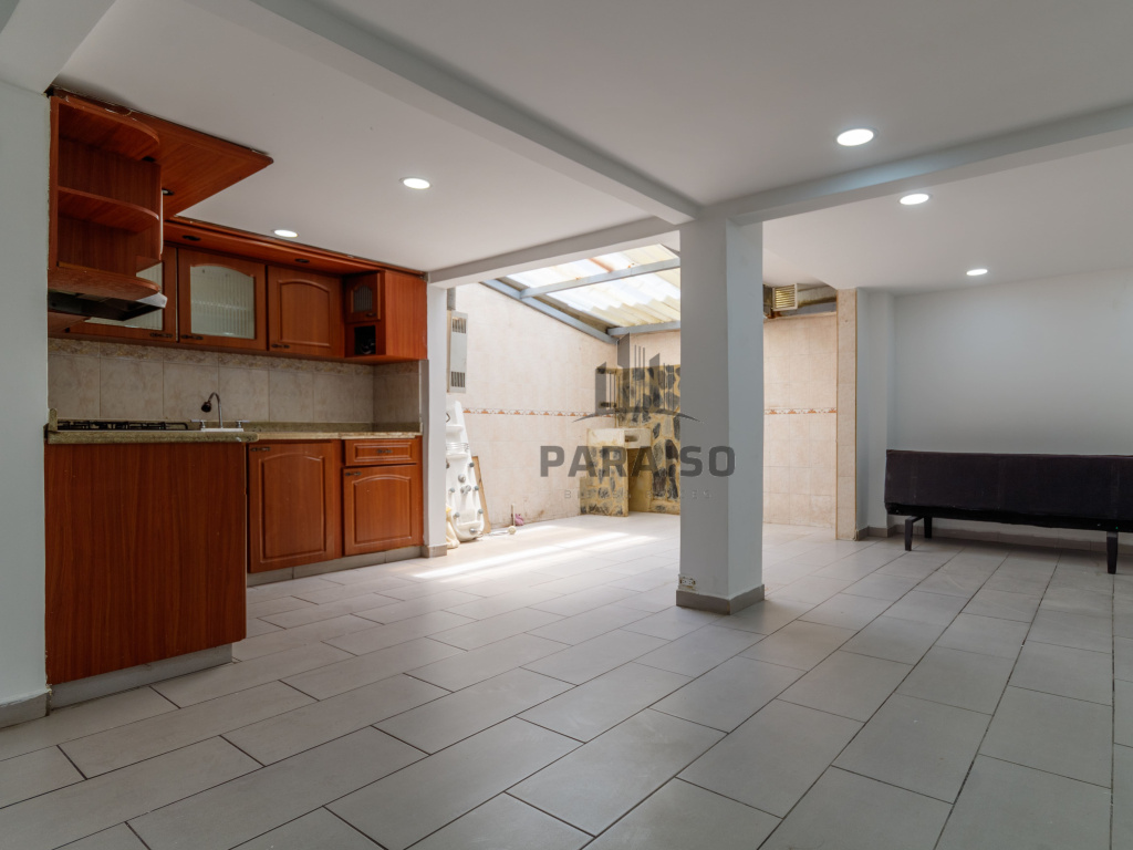3 Bedrooms Bedrooms, 0 ,2 BathroomsBathrooms,Casa,Arriendo,0,1051 3 Bedrooms Bedrooms, 0 ,2 BathroomsBathrooms,Casa,Arriendo,0,1051