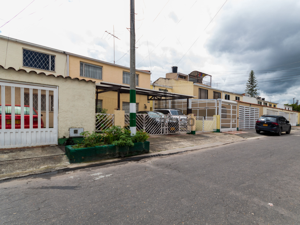 3 Bedrooms Bedrooms, 0 ,2 BathroomsBathrooms,Casa,Arriendo,0,1051 3 Bedrooms Bedrooms, 0 ,2 BathroomsBathrooms,Casa,Arriendo,0,1051