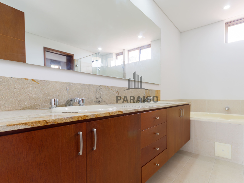 2 Bedrooms Bedrooms, 0 ,5 BathroomsBathrooms,Casa,Arriendo,0,1055 2 Bedrooms Bedrooms, 0 ,5 BathroomsBathrooms,Casa,Arriendo,0,1055