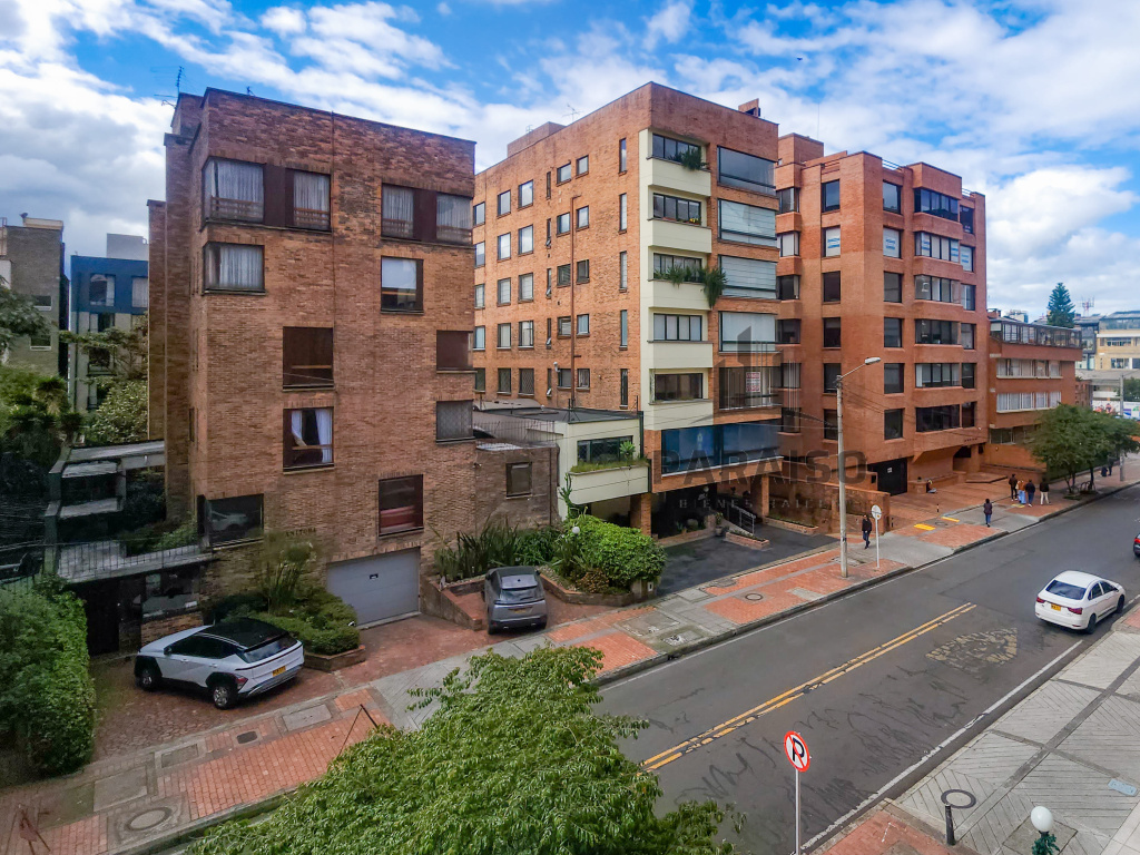 0 , 0 ,1 BathroomBathrooms,Oficina,Arriendo,0,1057