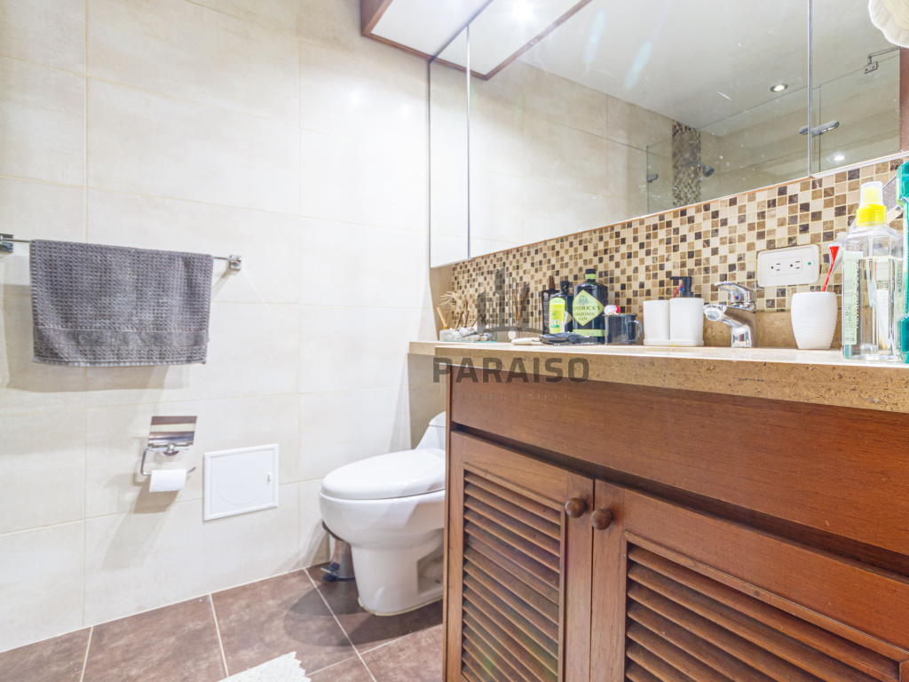 4 Bedrooms Bedrooms, 0 ,5 BathroomsBathrooms,Apartamento,Venta,0,1063
