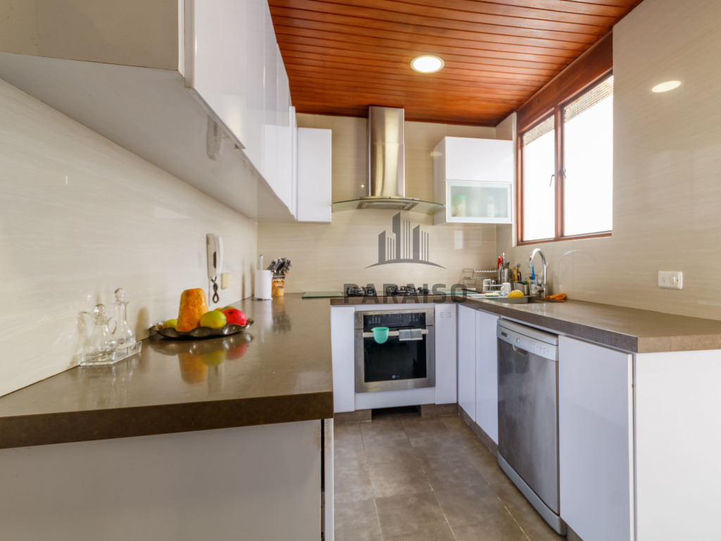 4 Bedrooms Bedrooms, 0 ,4 BathroomsBathrooms,Apartamento,Arriendo,0,1065 4 Bedrooms Bedrooms, 0 ,4 BathroomsBathrooms,Apartamento,Arriendo,0,1065