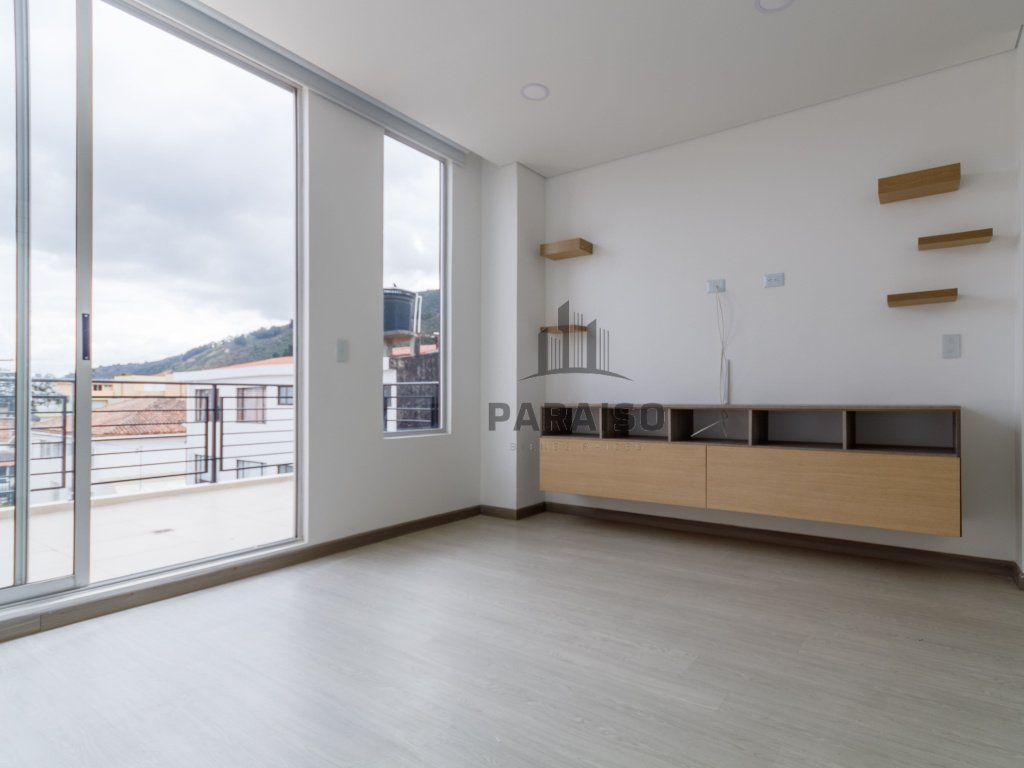 4 Bedrooms Bedrooms, 0 ,4 BathroomsBathrooms,Casa,Venta,0,1070