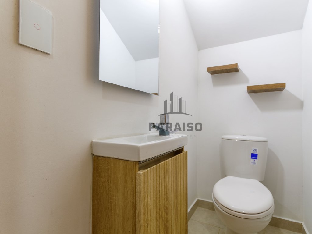 4 Bedrooms Bedrooms, 0 ,4 BathroomsBathrooms,Casa,Venta,0,1070