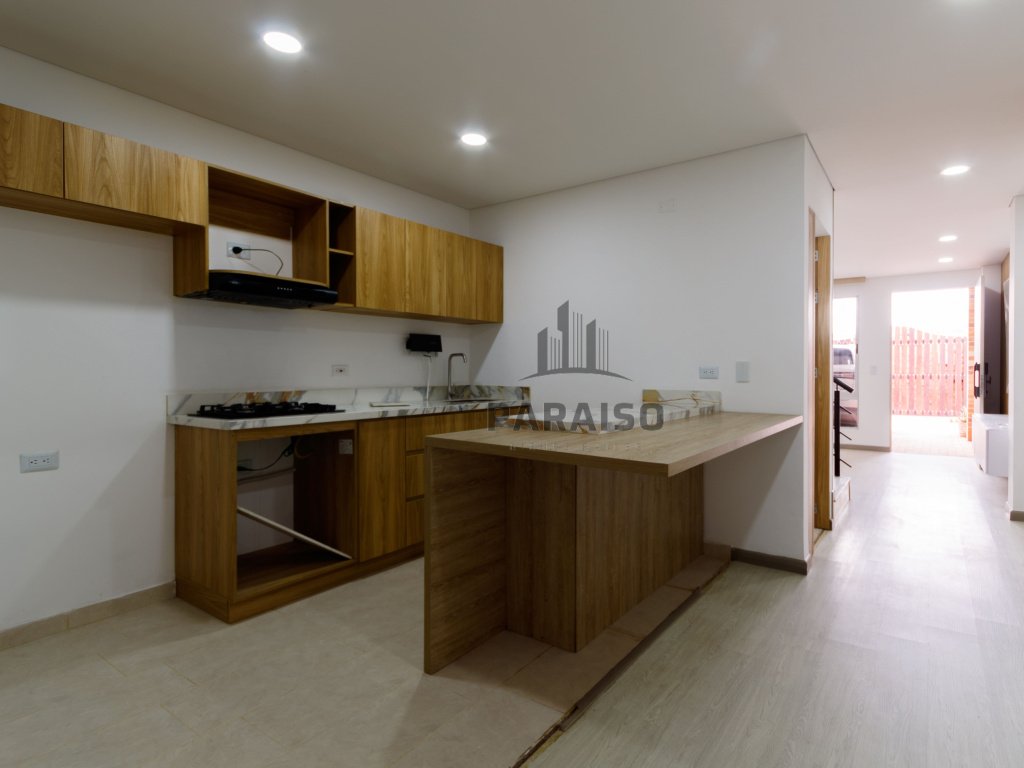 4 Bedrooms Bedrooms, 0 ,4 BathroomsBathrooms,Casa,Venta,0,1070