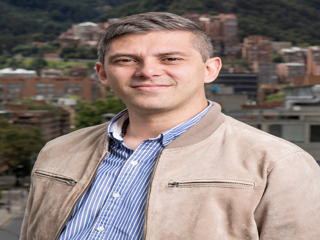 León Acevedo León Acevedo